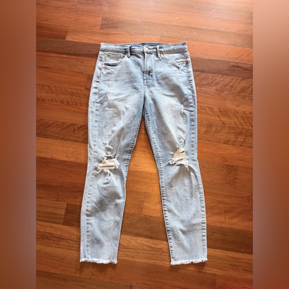 GAP Light Blue distressed Skinny Jeans